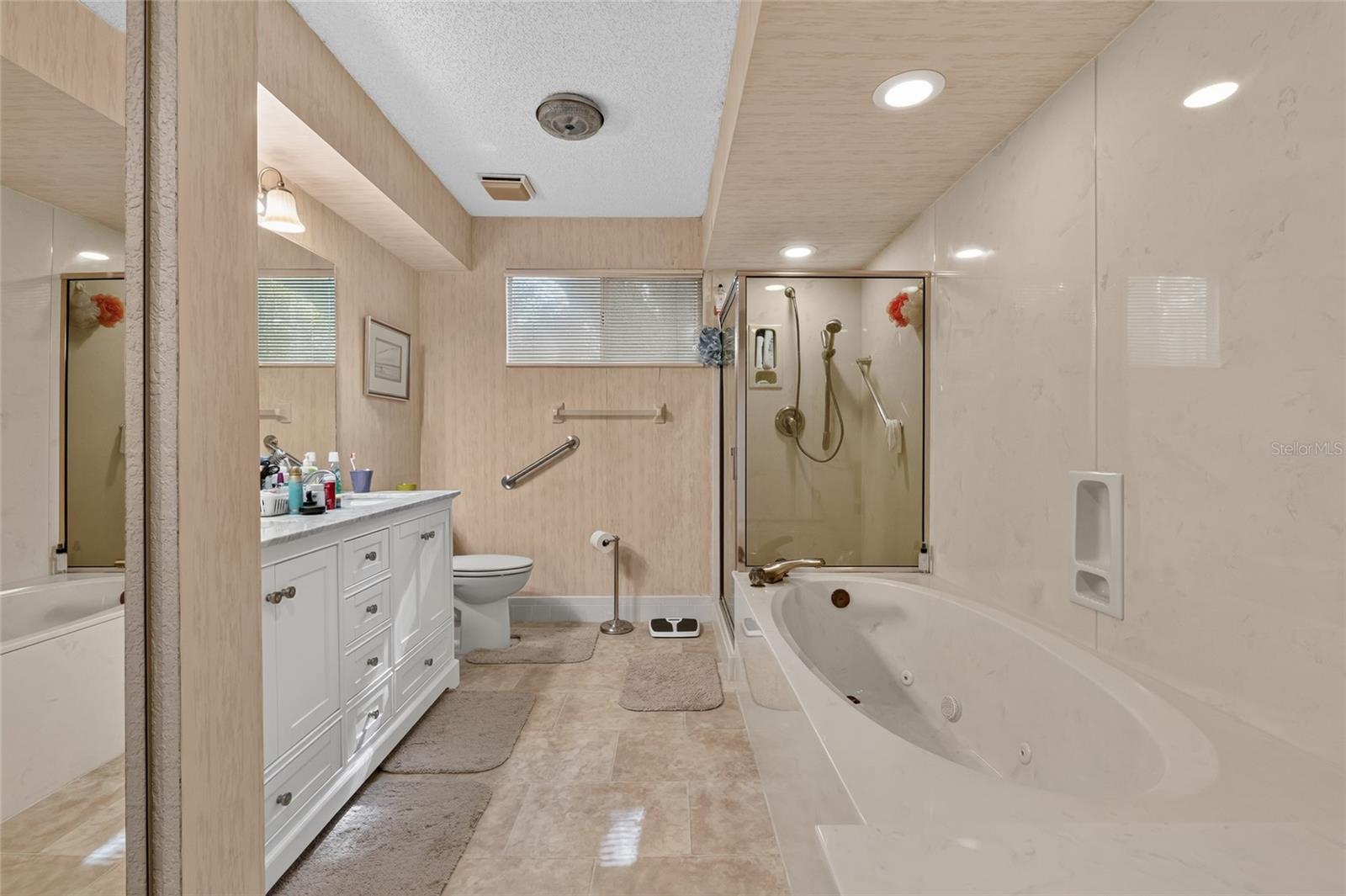 OAK RUN NBRHD 04 - Residential