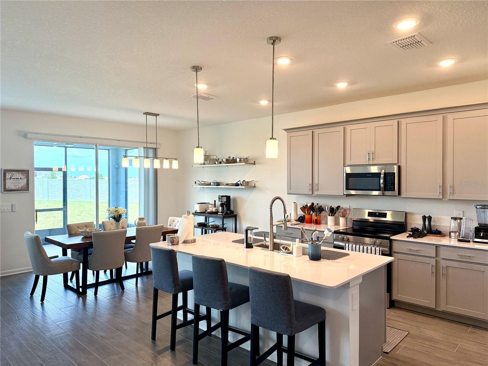 WELLNESS RDG PH 1-A - Residential Lease