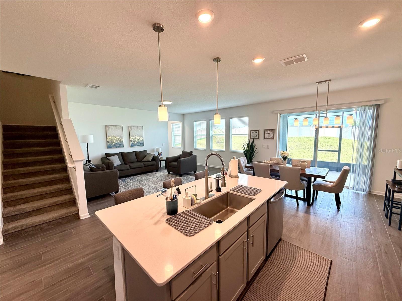 WELLNESS RDG PH 1-A - Residential Lease