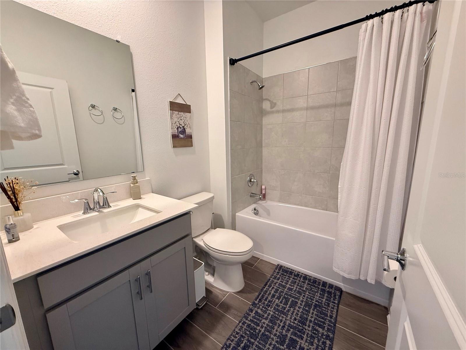 WELLNESS RDG PH 1-A - Residential Lease
