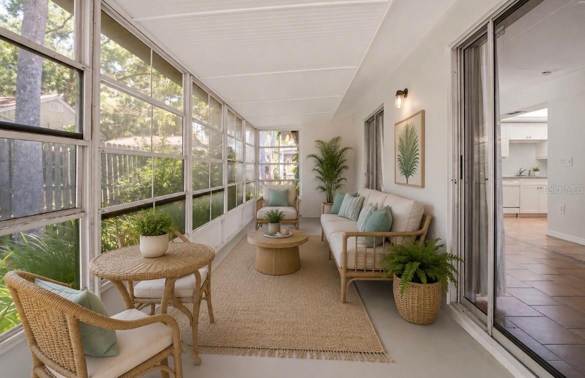 ROYAL PALM VILLAS - Residential