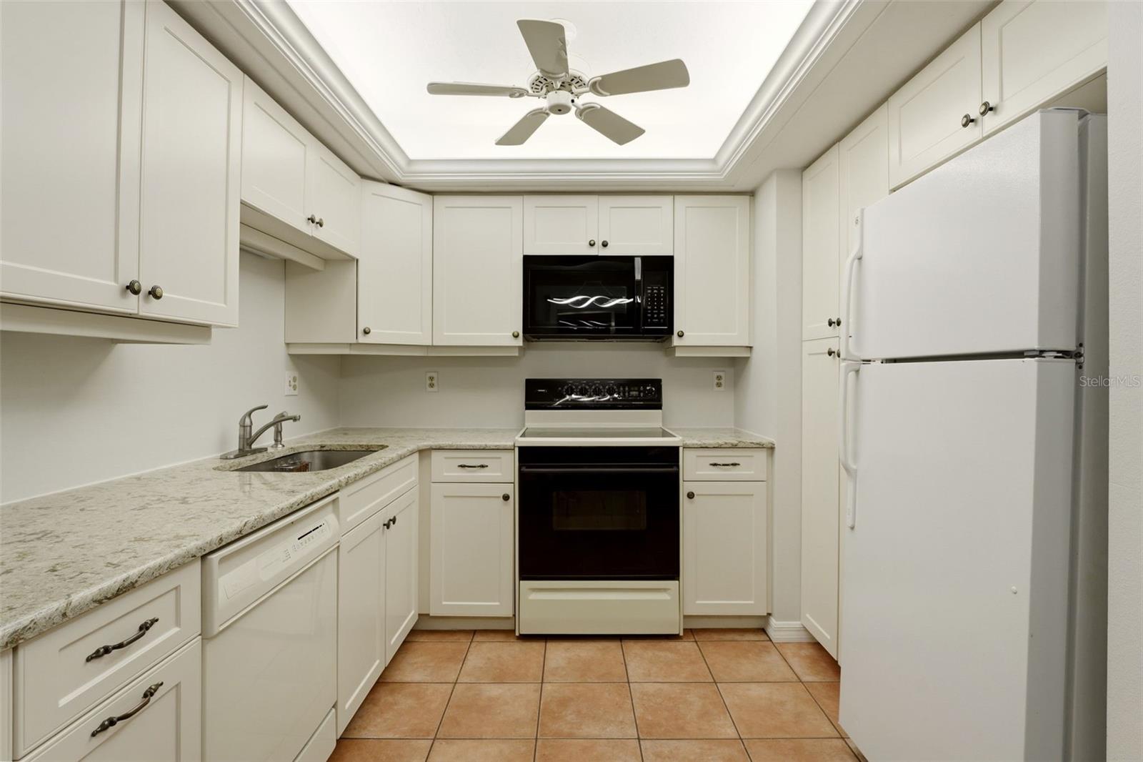 ROYAL PALM VILLAS - Residential