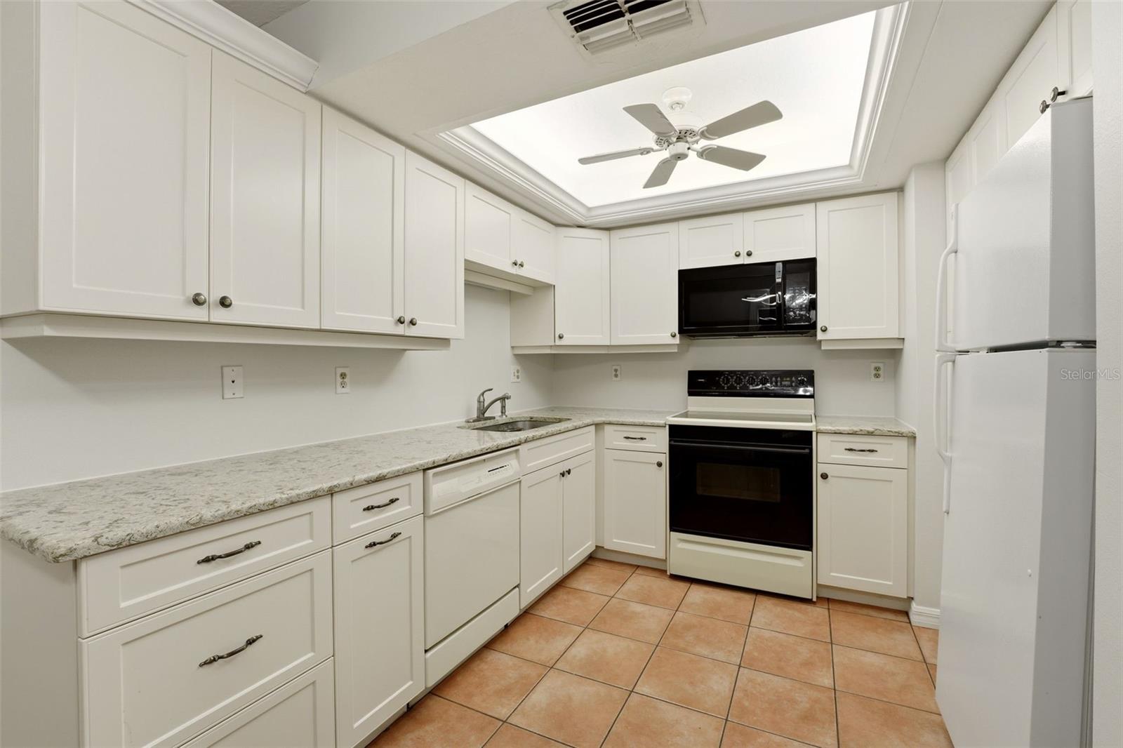 ROYAL PALM VILLAS - Residential
