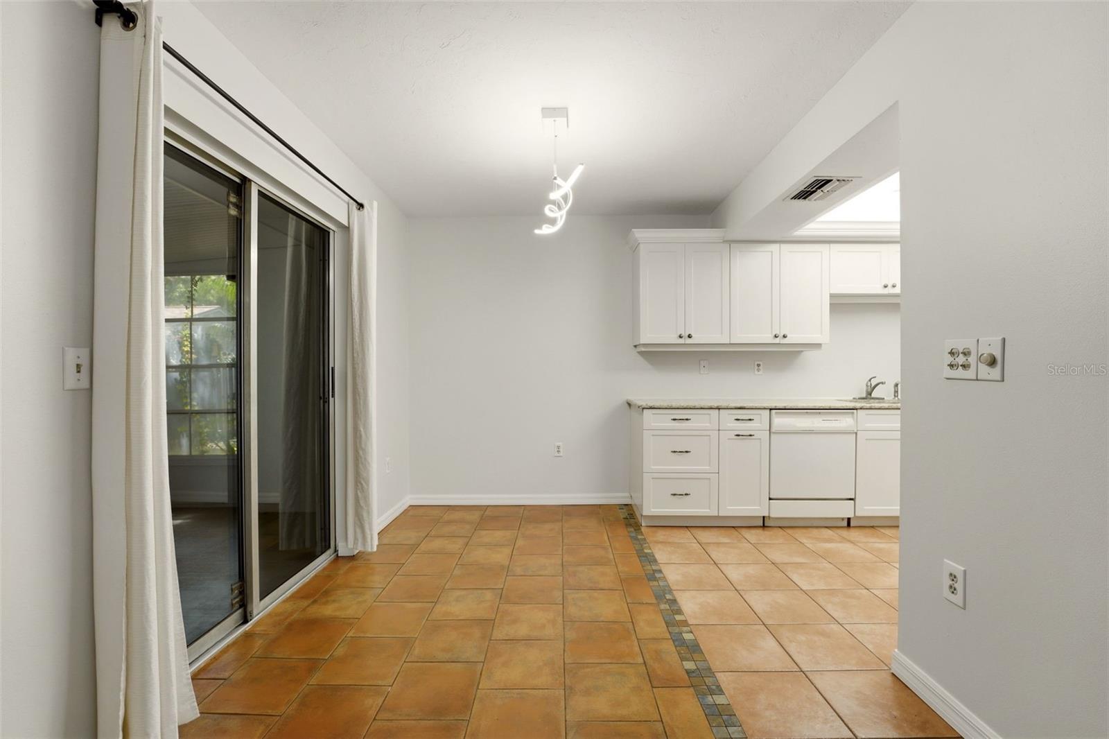 ROYAL PALM VILLAS - Residential