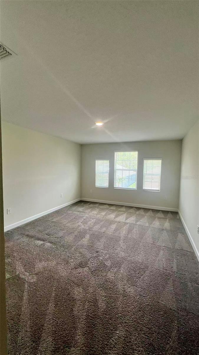 STOREY LAKE PH I-3B - Residential Lease