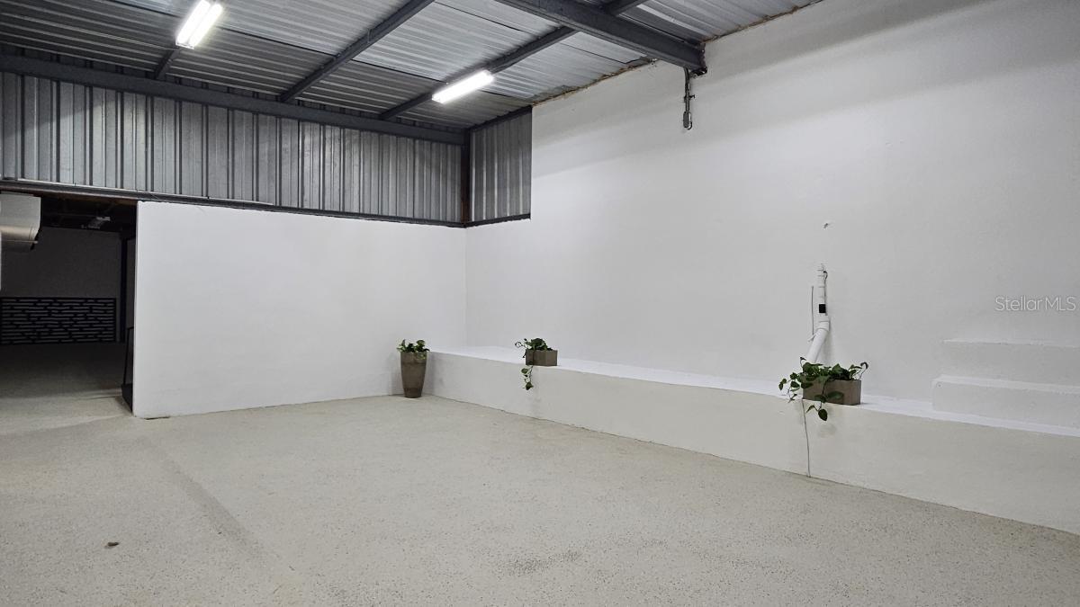 ST JUST - Commercial Lease