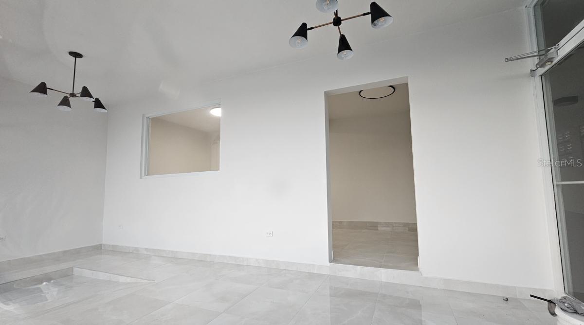 ST JUST - Commercial Lease