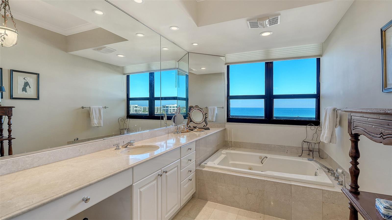 WATER CLUB AT LONGBOAT KEY - Residential