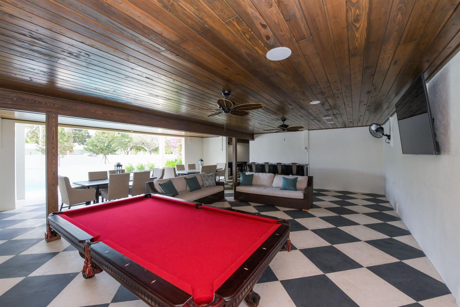 SAINT ARMANDS DIV JOHN RINGLING ESTATES - Residential