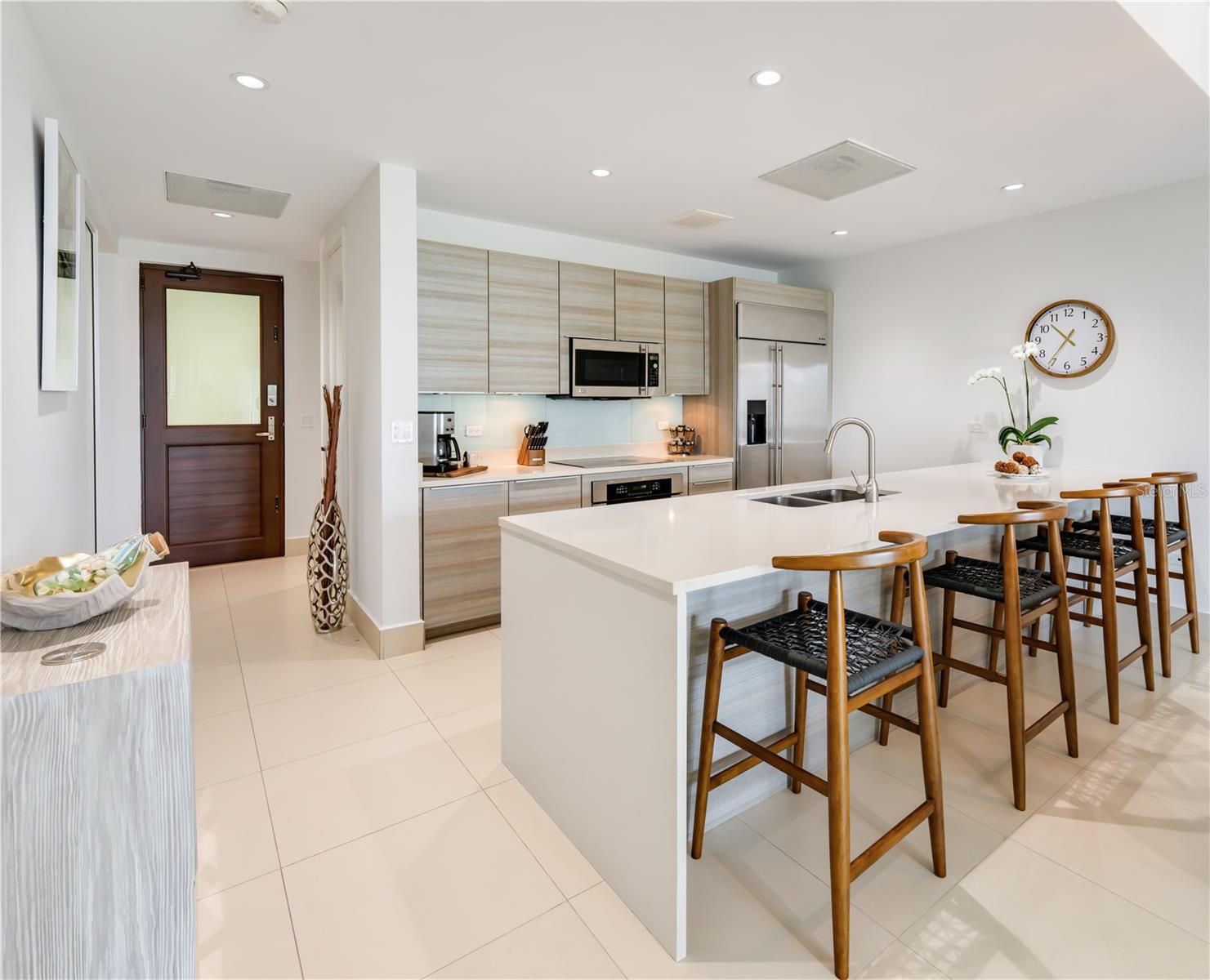 LAS VENTANAS CONDOMINIUM - Residential