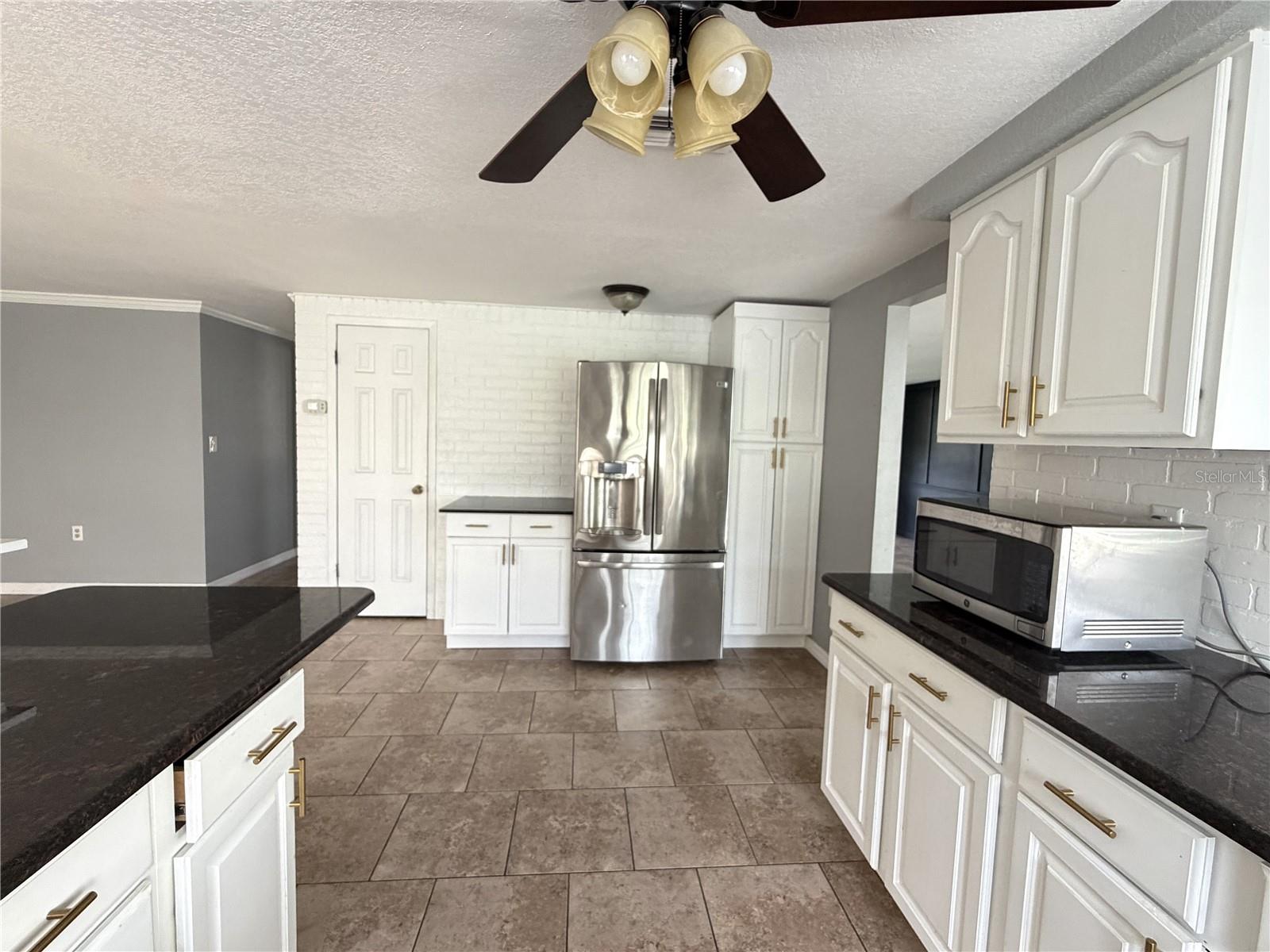 BEACON WOODS VILLAGE - Residential