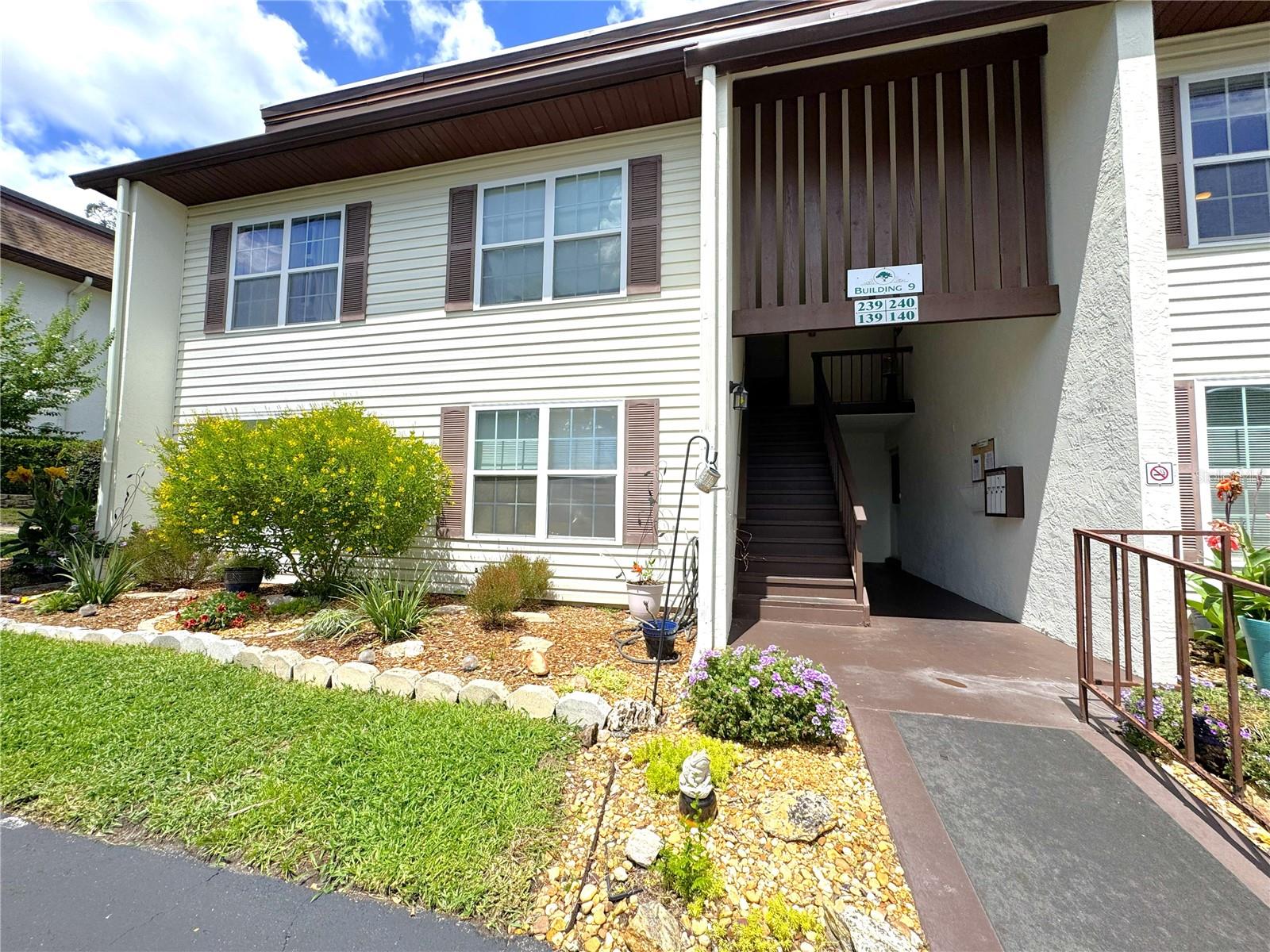INVERNESS VILLAGE CONDO - Residential Lease