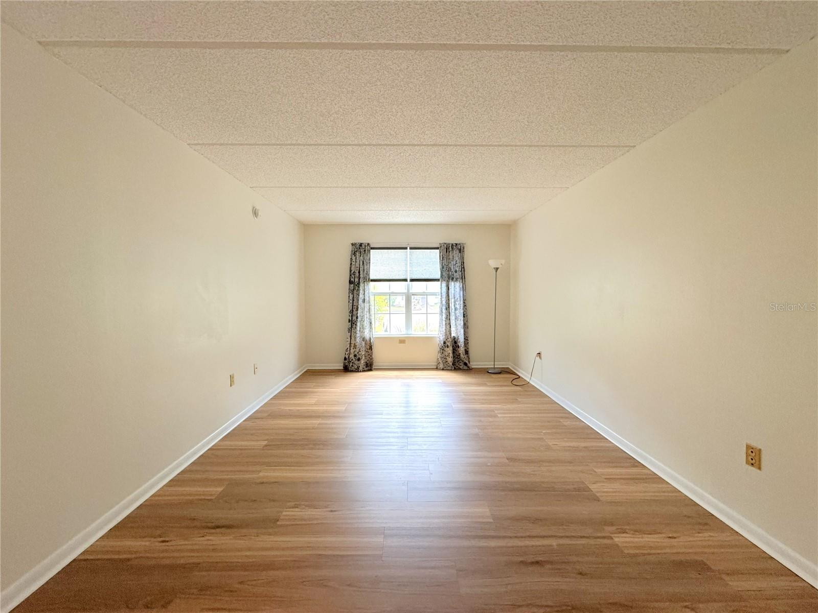 INVERNESS VILLAGE CONDO - Residential Lease