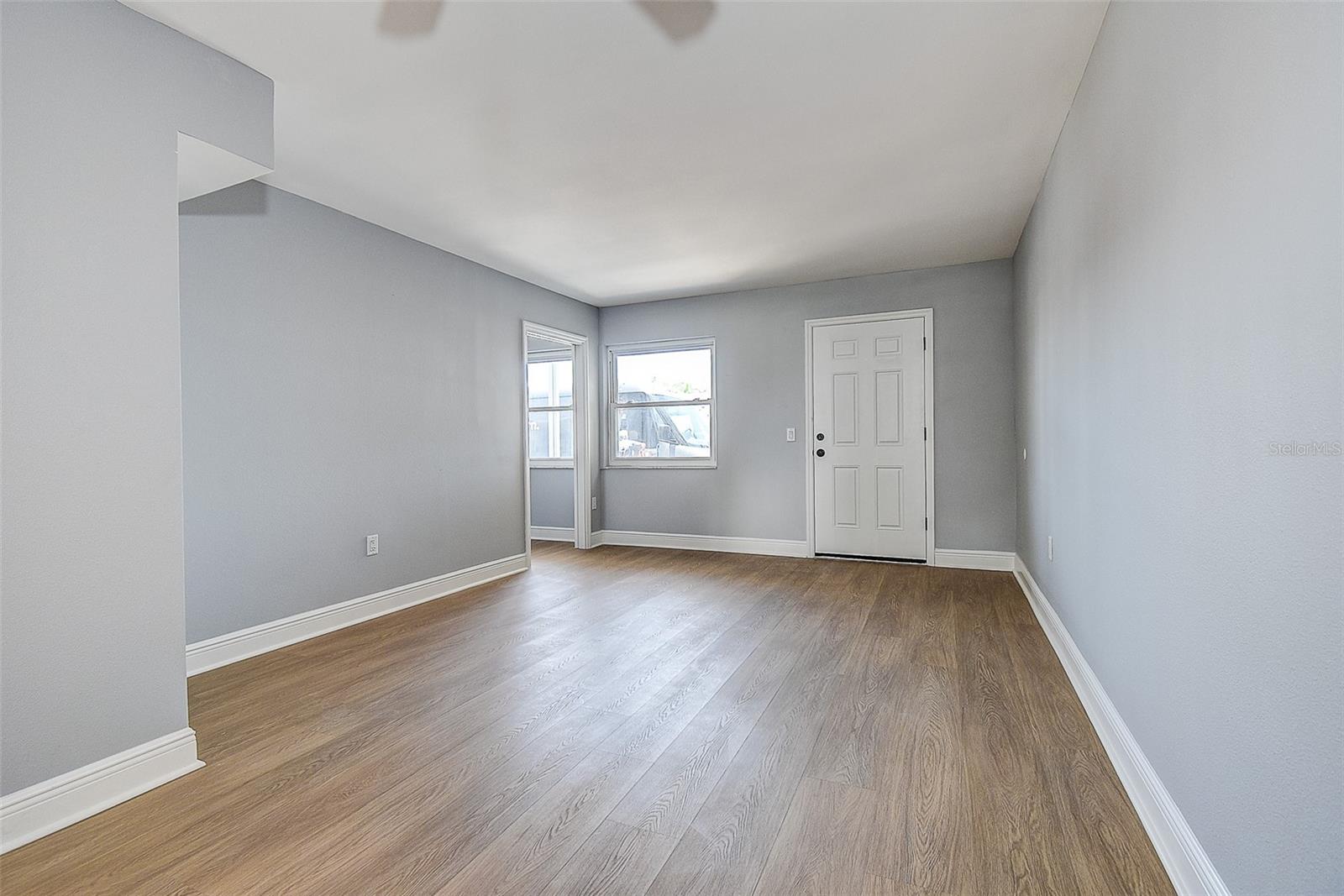 SHORE VIEW BLDG - Residential