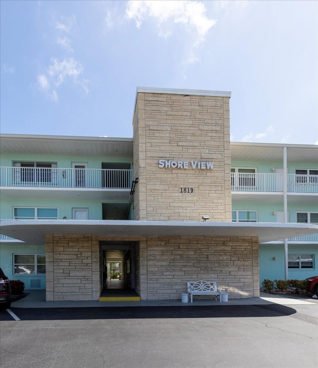 SHORE VIEW BLDG - Residential
