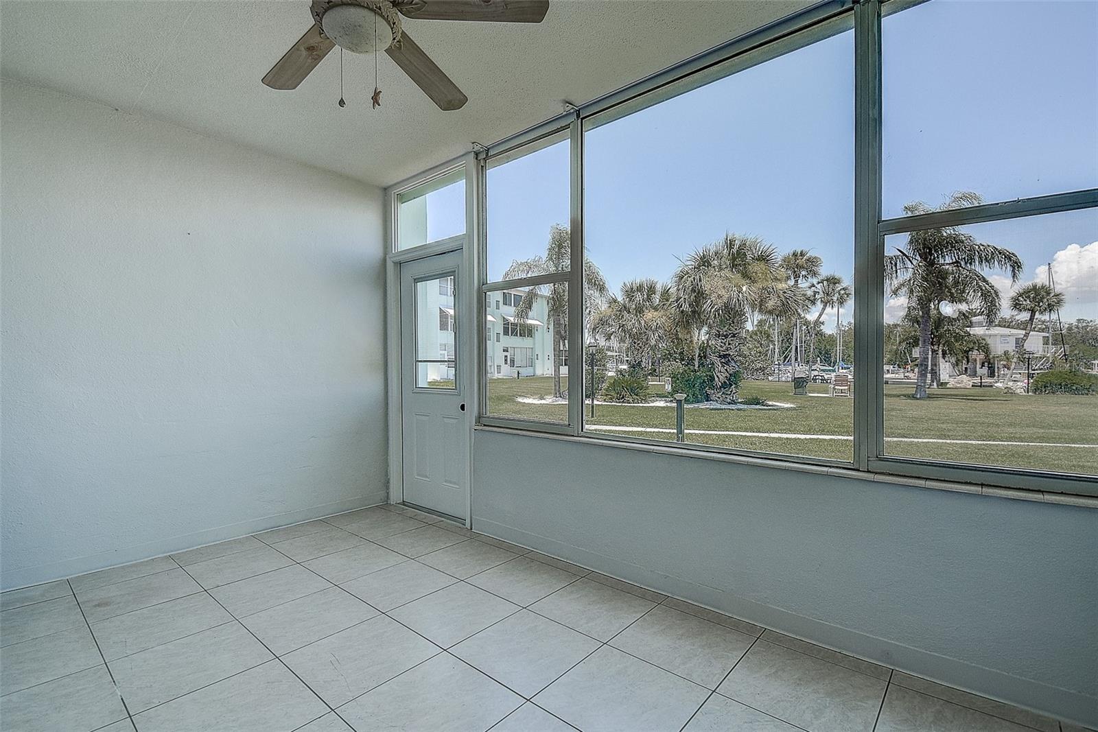 SHORE VIEW BLDG - Residential