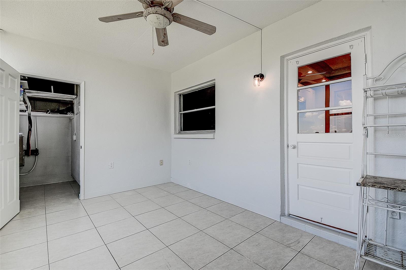 SHORE VIEW BLDG - Residential