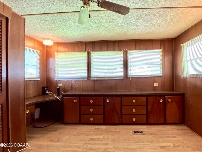 COMMONWEALTH MOBILE ESTATES ADD 01 - Residential