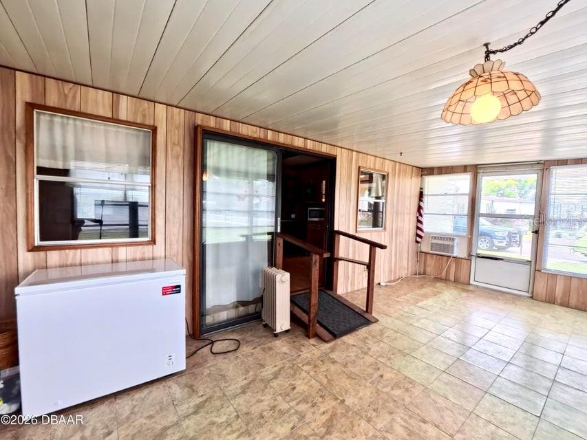 COMMONWEALTH MOBILE ESTATES ADD 01 - Residential