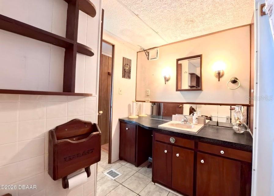 COMMONWEALTH MOBILE ESTATES ADD 01 - Residential