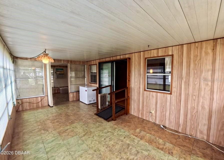 COMMONWEALTH MOBILE ESTATES ADD 01 - Residential