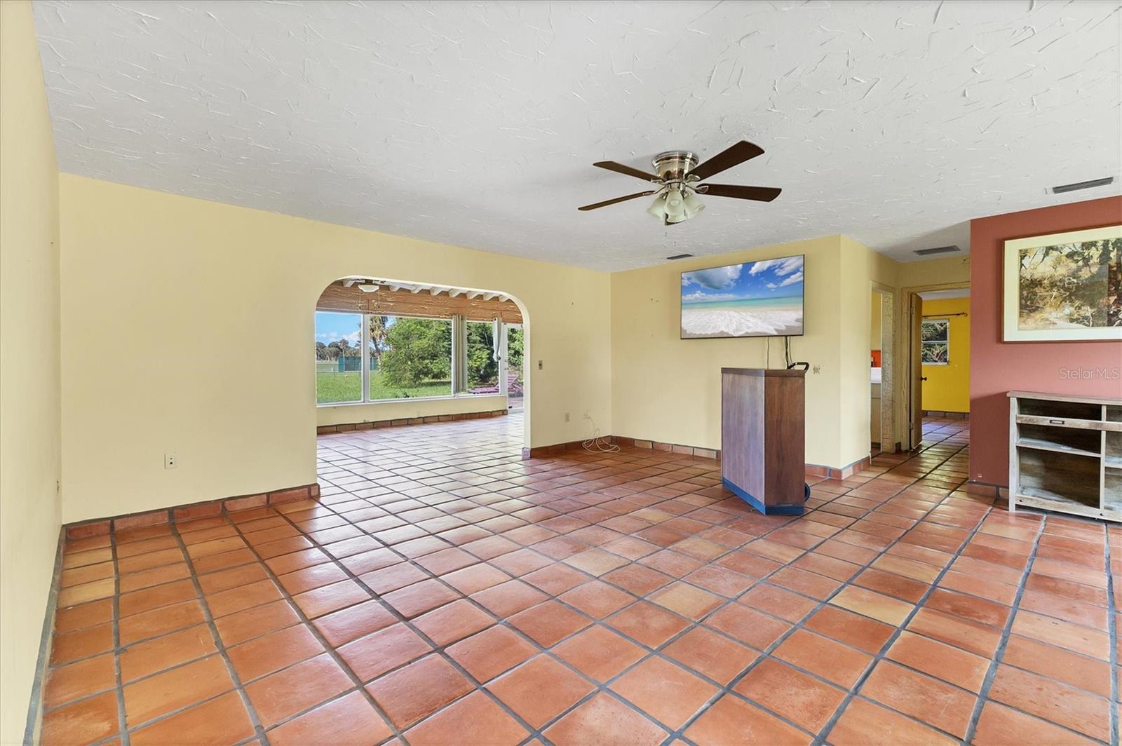 BRADENTON COUNTRY CLUB - Residential