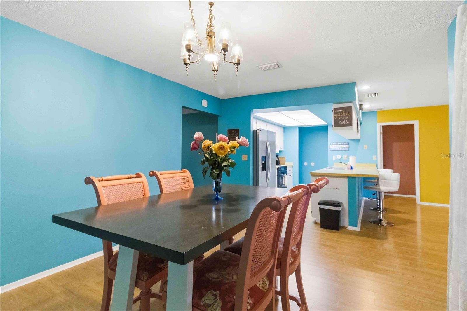 LAKE FOREST ESTATES - Residential