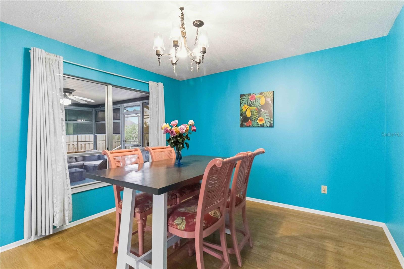 LAKE FOREST ESTATES - Residential