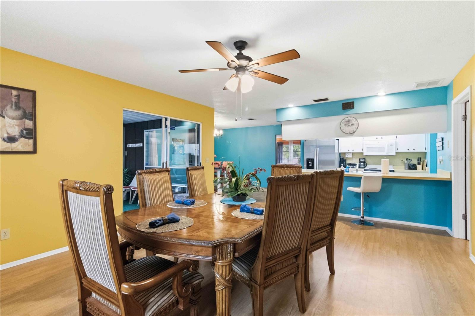 LAKE FOREST ESTATES - Residential