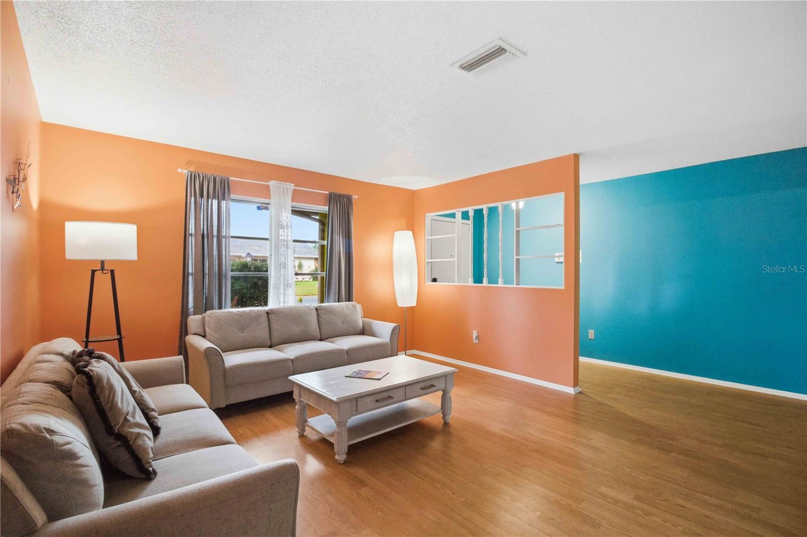 LAKE FOREST ESTATES - Residential