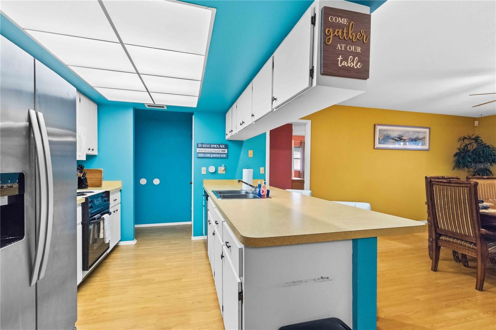 LAKE FOREST ESTATES - Residential