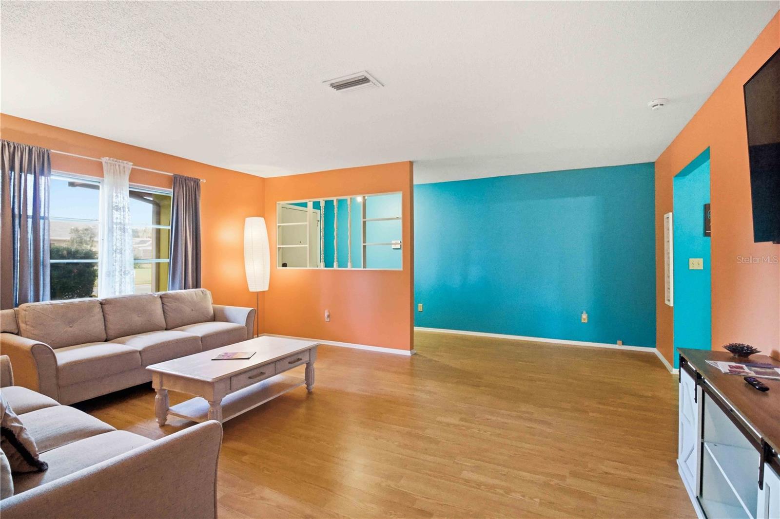 LAKE FOREST ESTATES - Residential