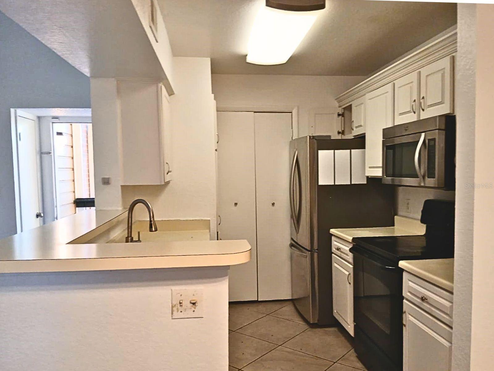REGENCY GARDENS - Residential