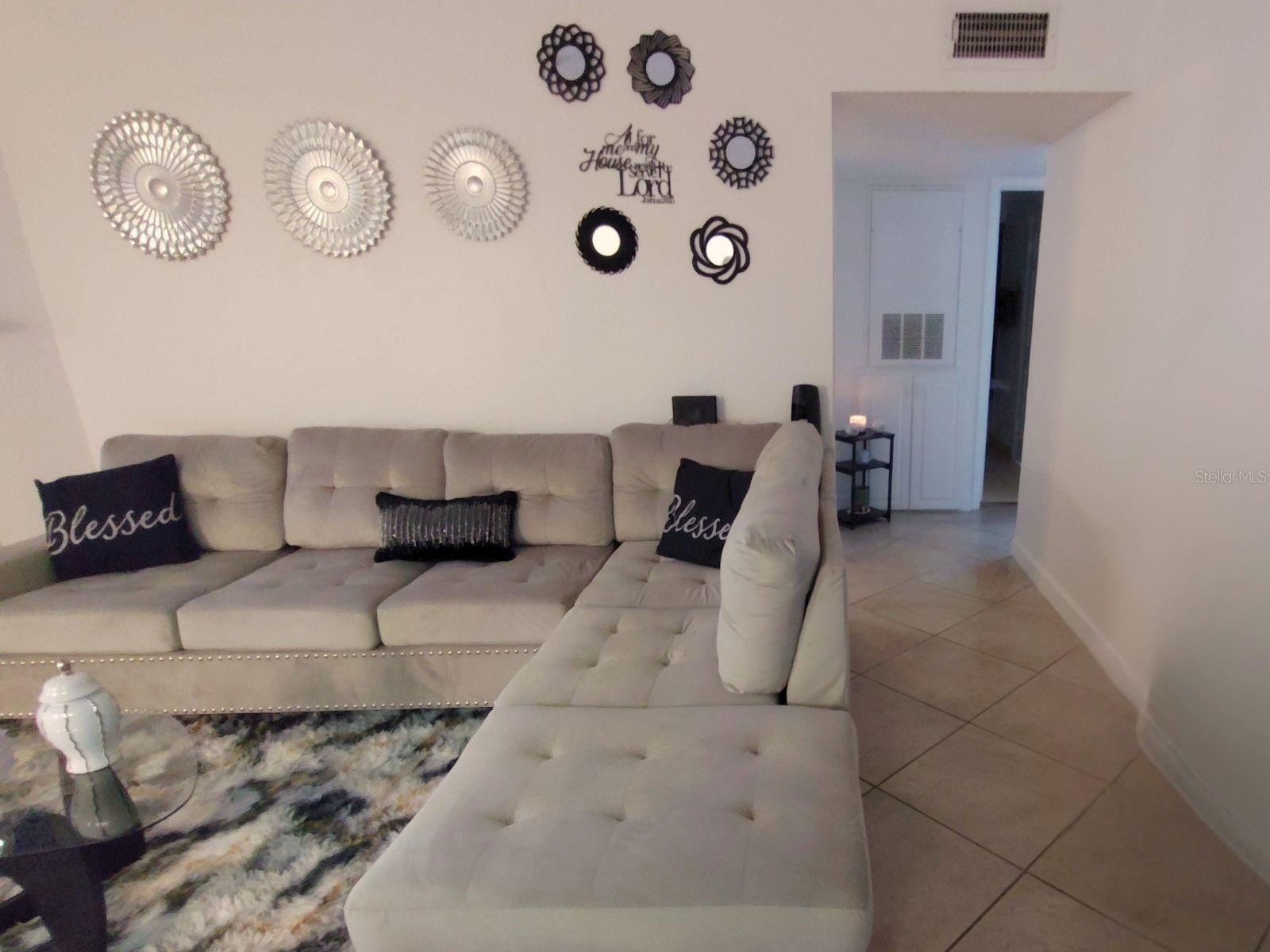REGENCY GARDENS - Residential