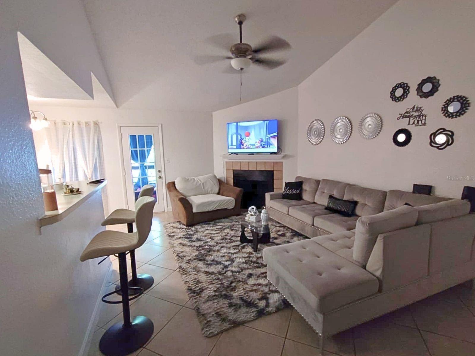 REGENCY GARDENS - Residential