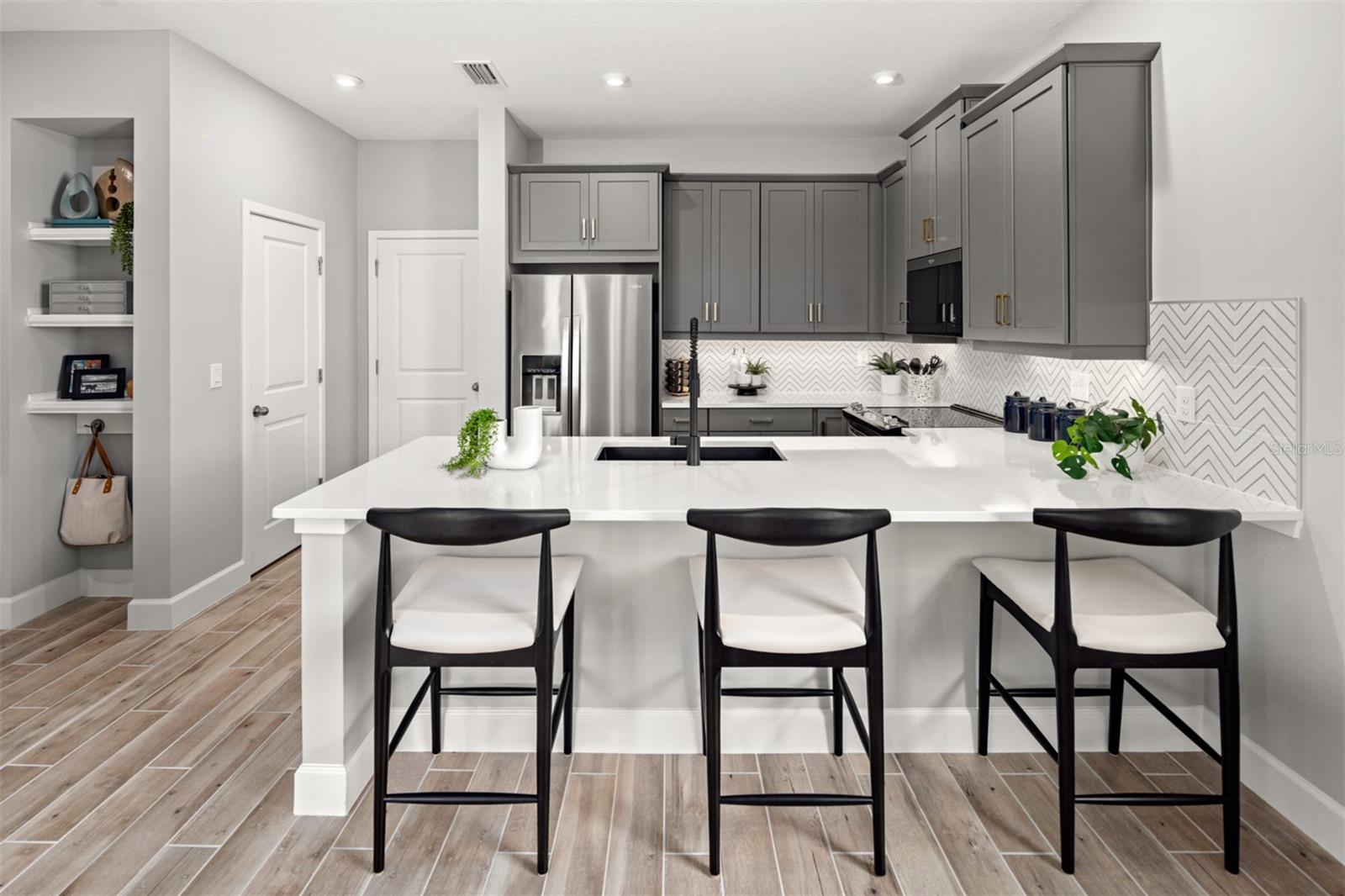 RAINWOOD - Residential