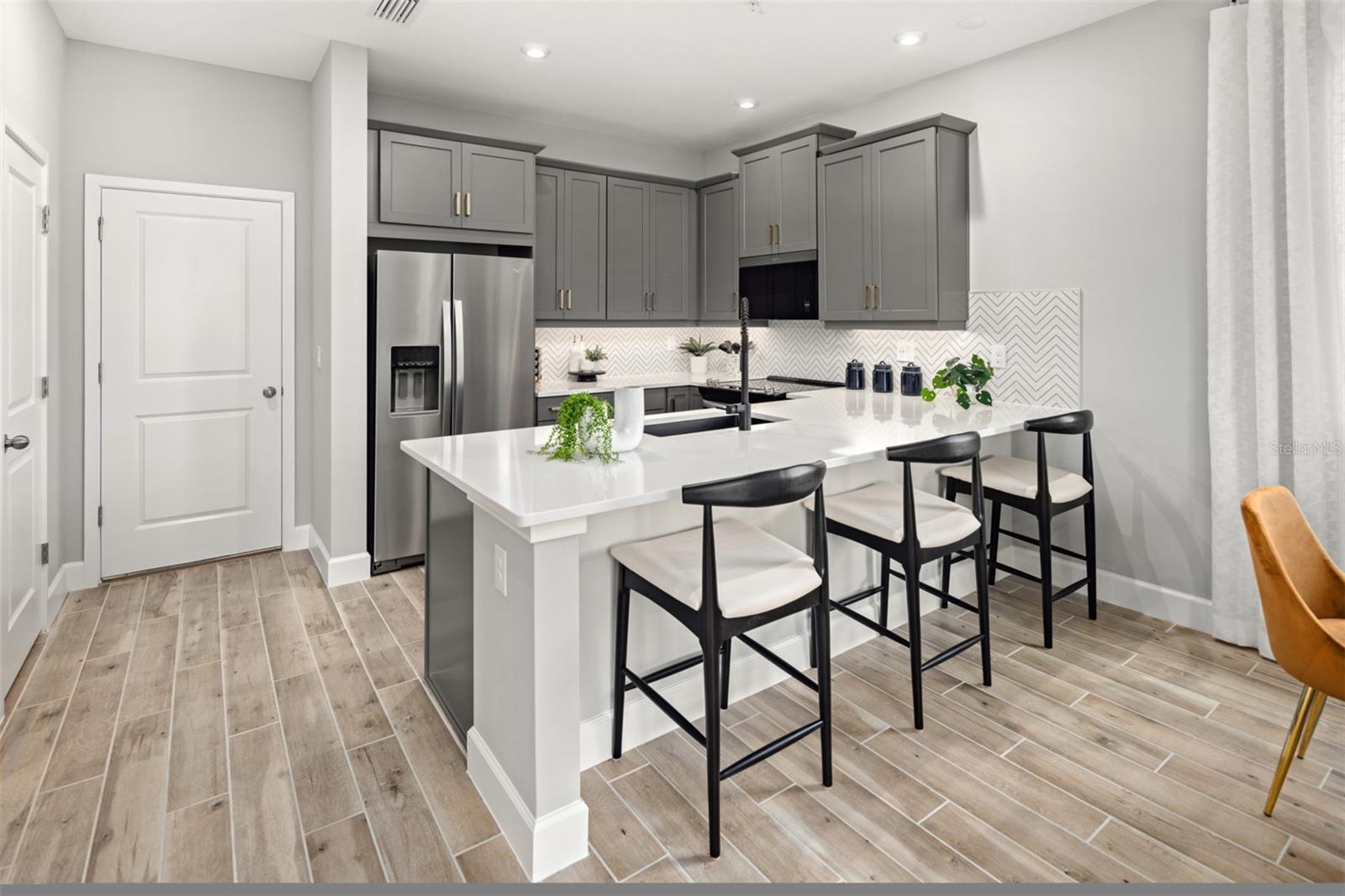 RAINWOOD - Residential