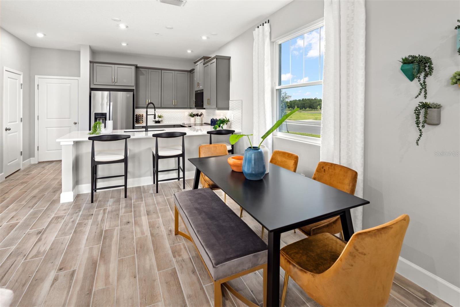 RAINWOOD - Residential