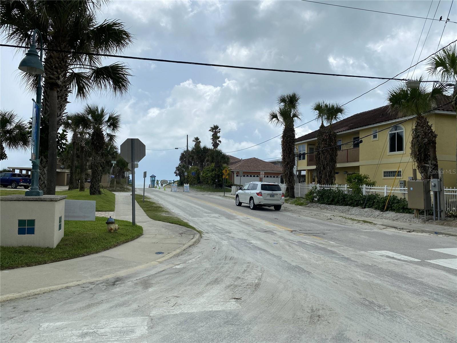 NEW SMYRNA BEACH - Commercial Sale