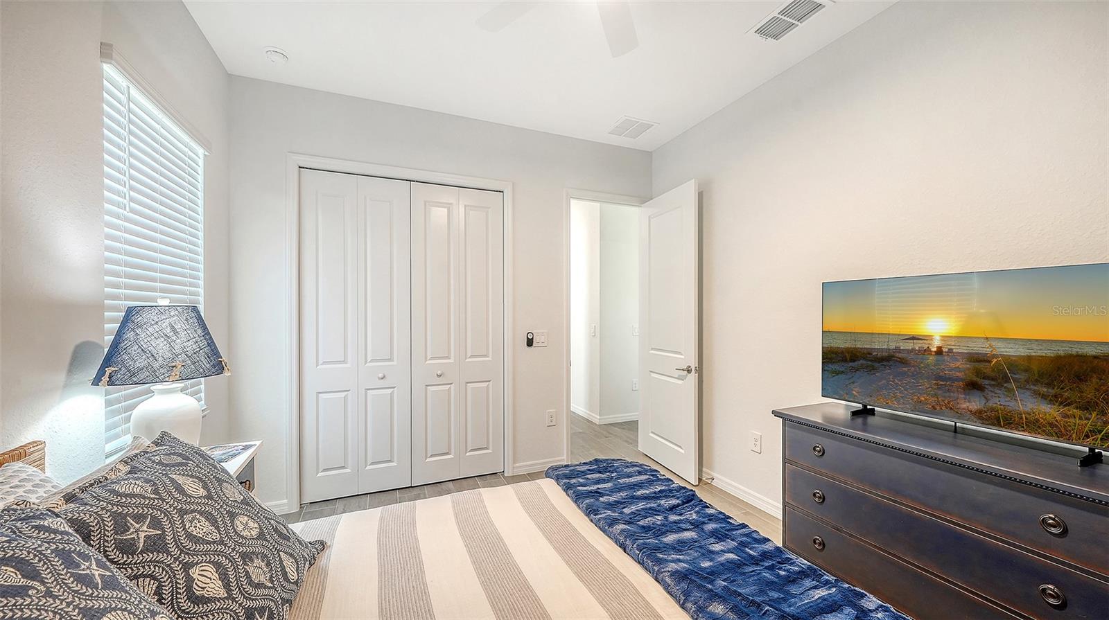 WELLEN PARK GOLF & CC - Residential Lease