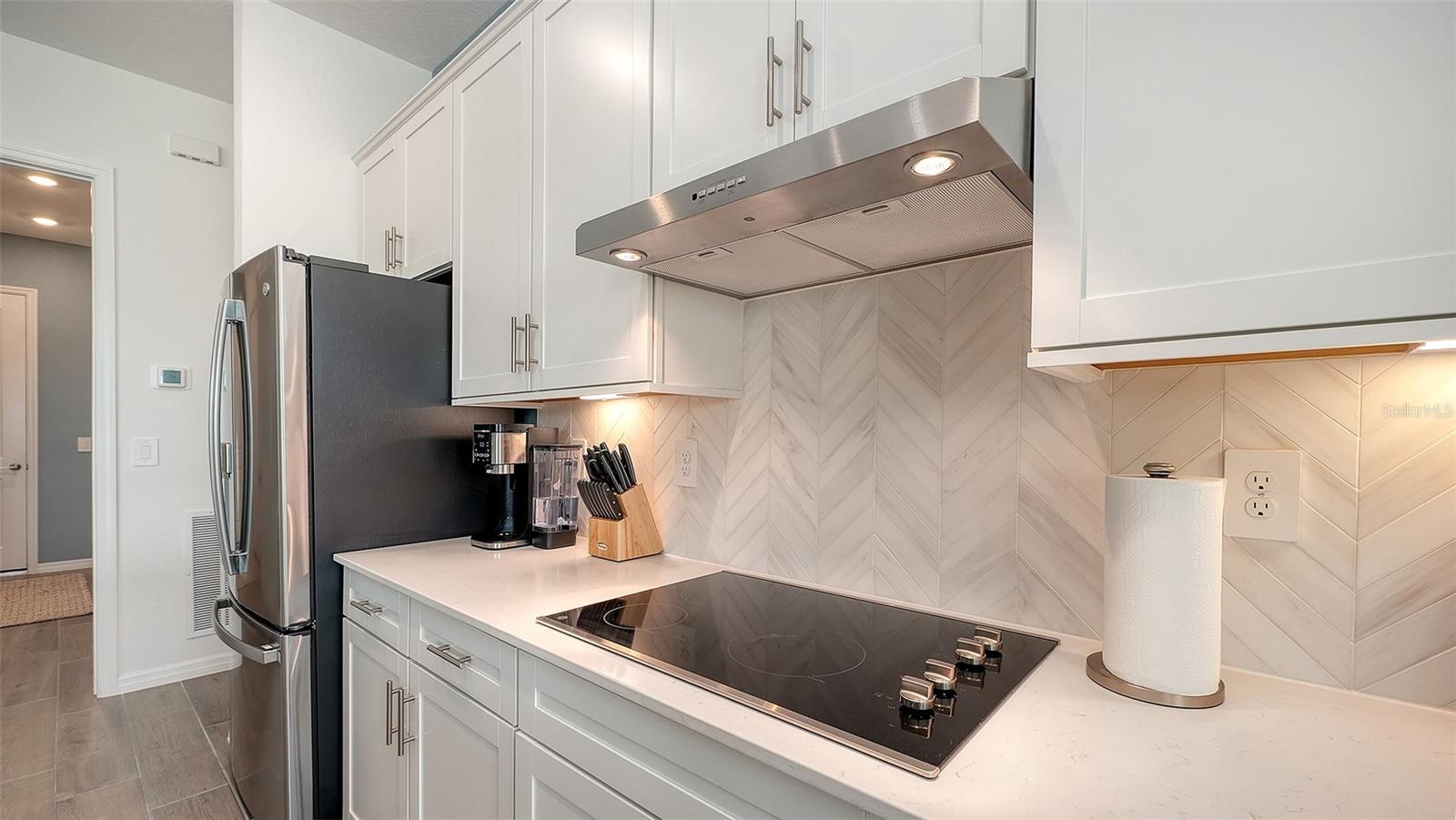 WELLEN PARK GOLF & CC - Residential Lease
