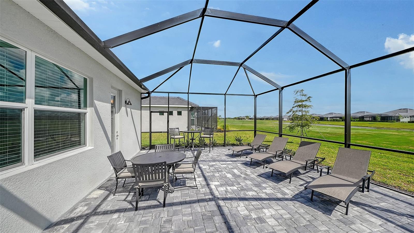 WELLEN PARK GOLF & CC - Residential Lease