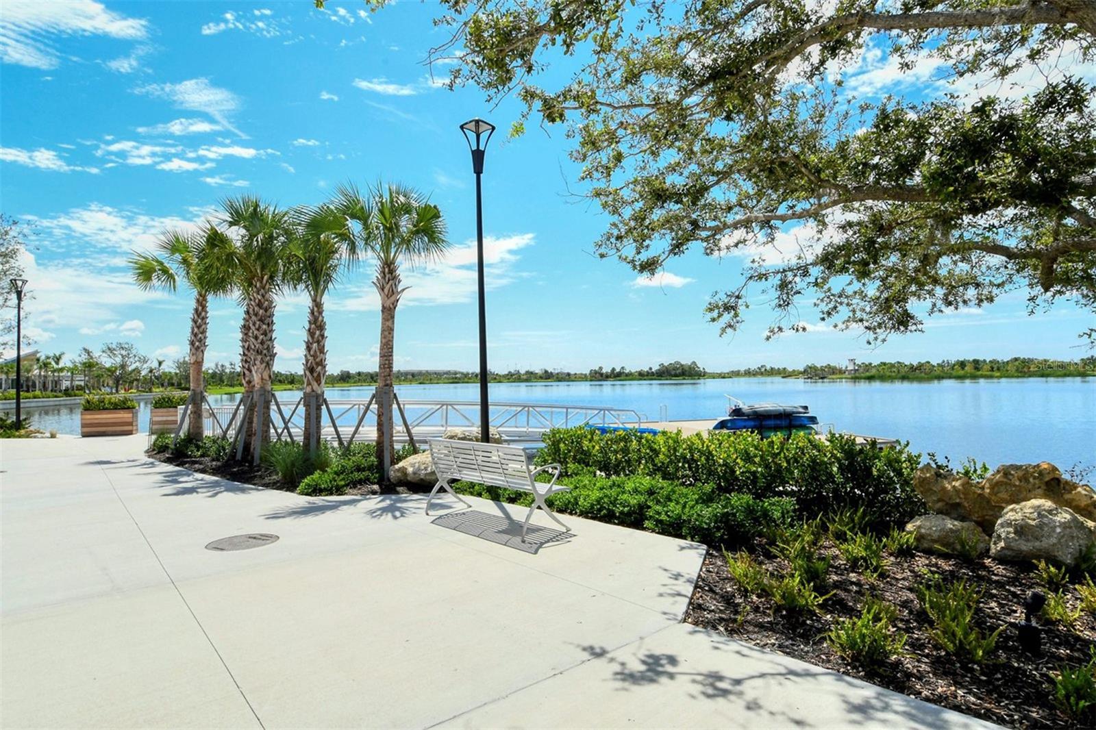 WELLEN PARK GOLF & CC - Residential Lease
