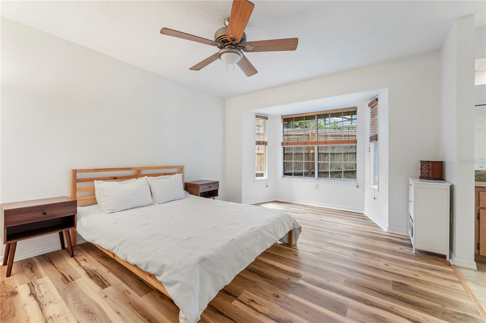 MOUNT PLYMOUTH - Residential