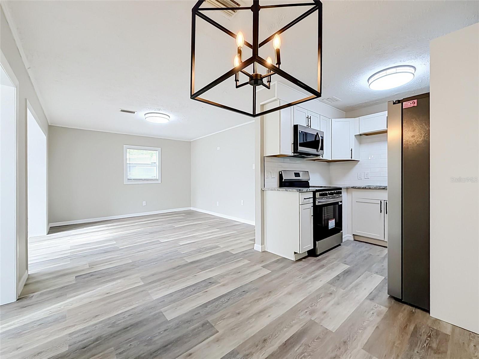 RICHMOND HEIGHTS - Residential