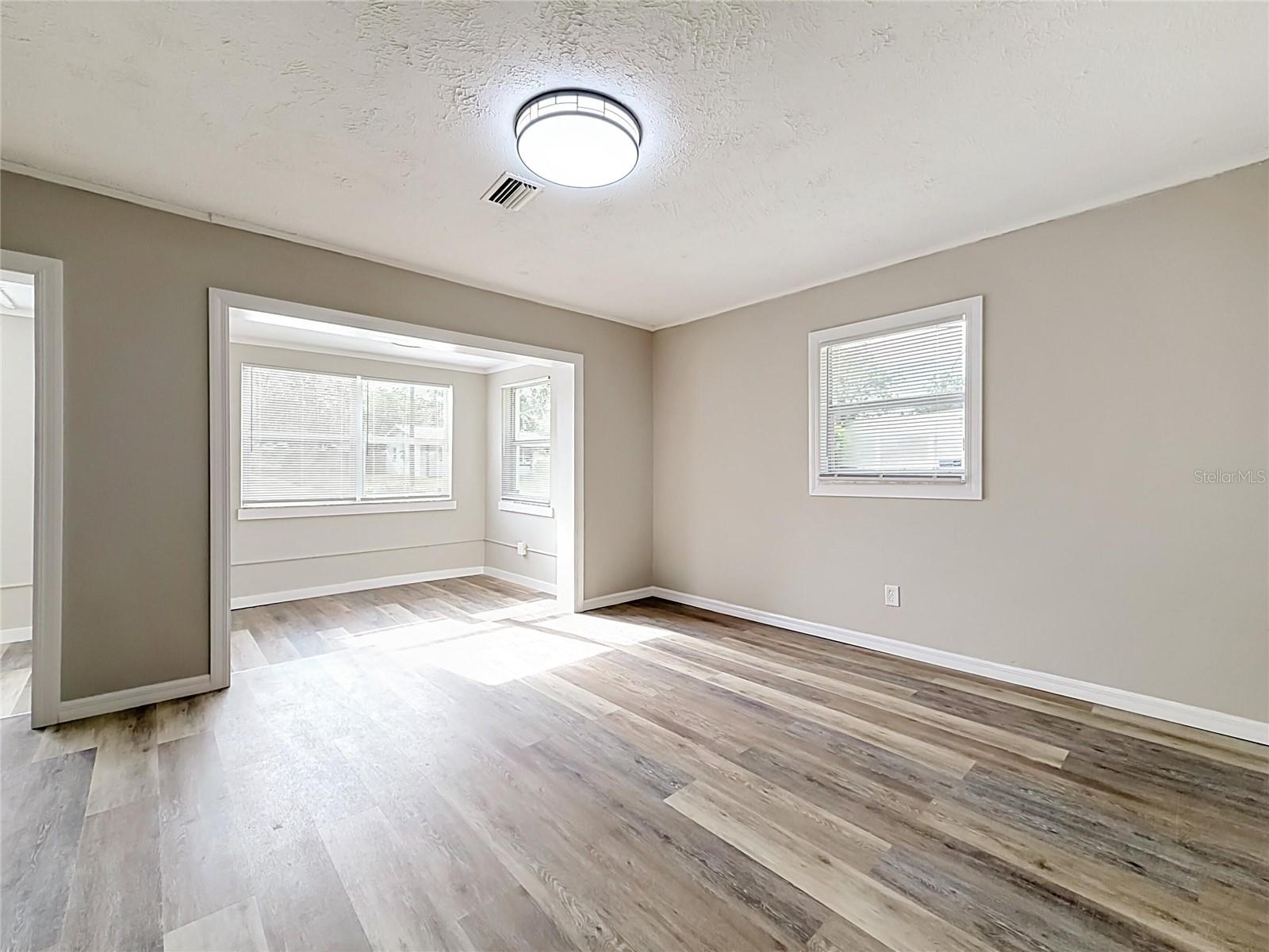 RICHMOND HEIGHTS - Residential