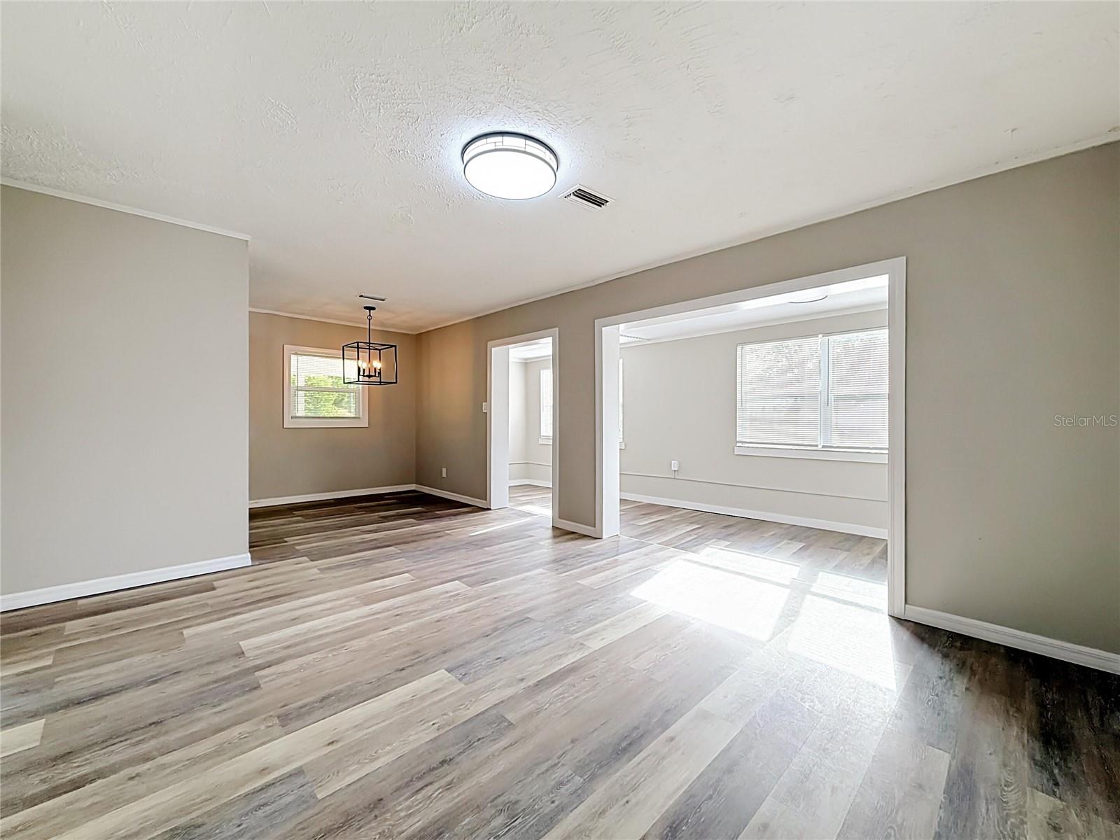 RICHMOND HEIGHTS - Residential