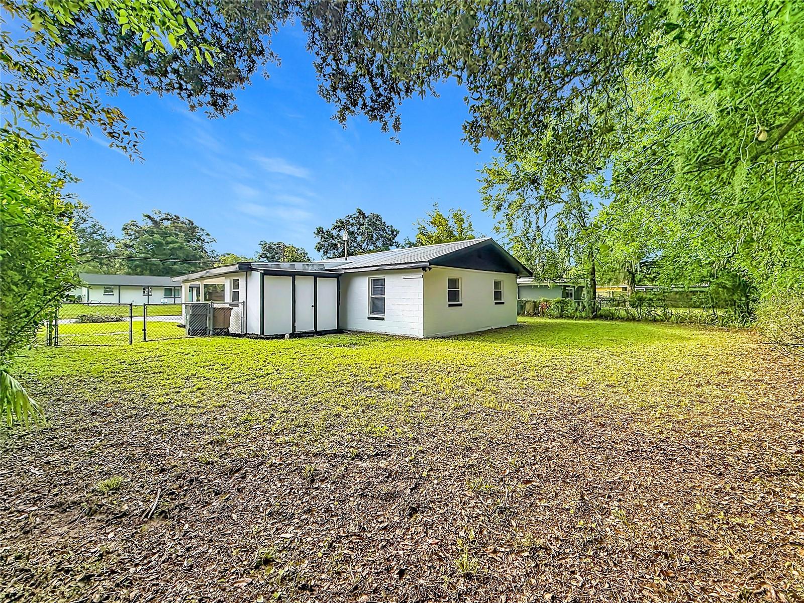 RICHMOND HEIGHTS - Residential