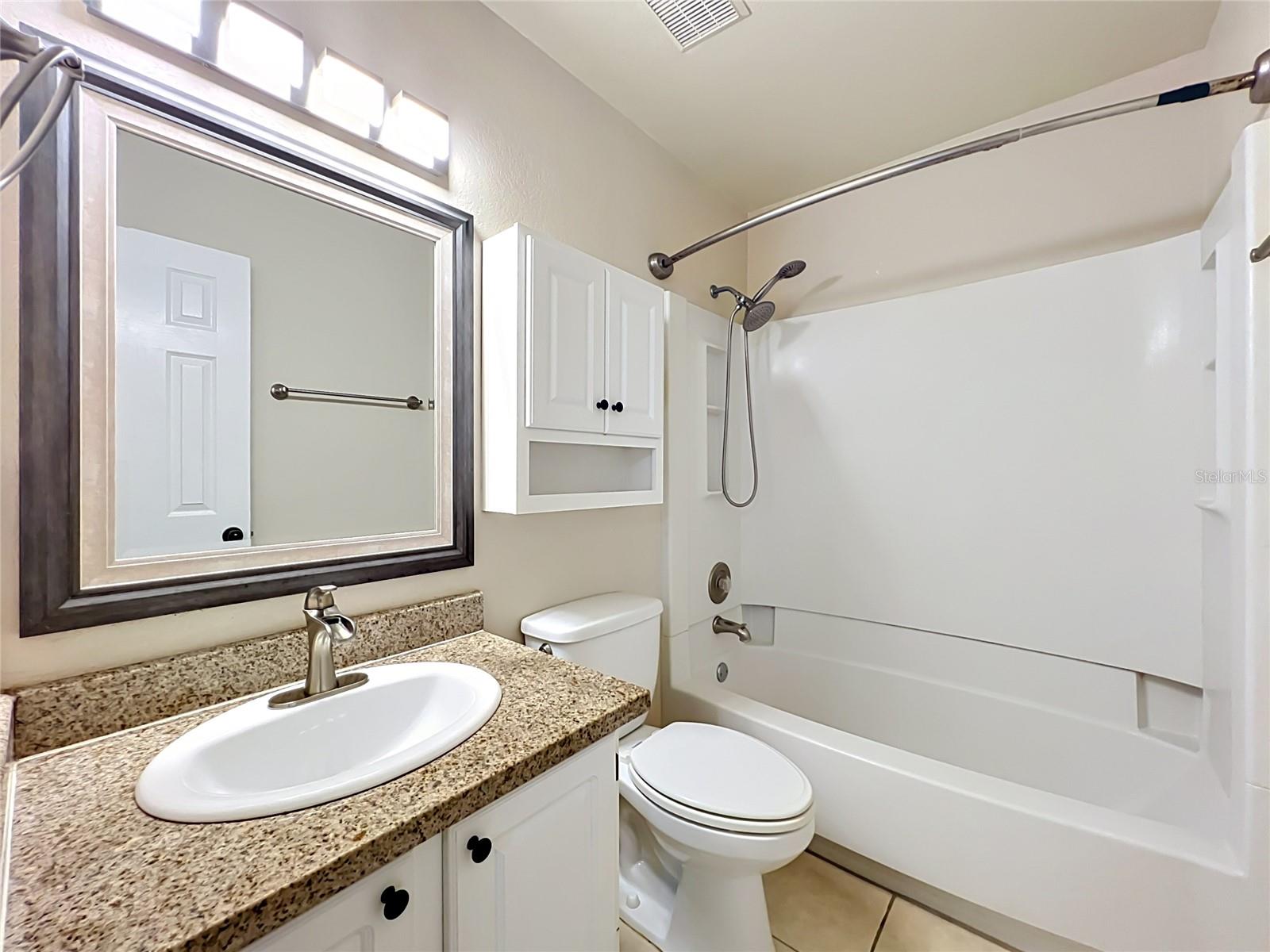 LANDING A CONDO - Residential