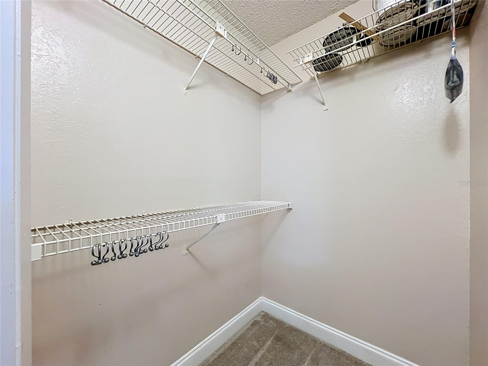 LANDING A CONDO - Residential